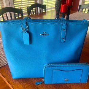 Coach zip top tote with matching wallet.  Racer blue.